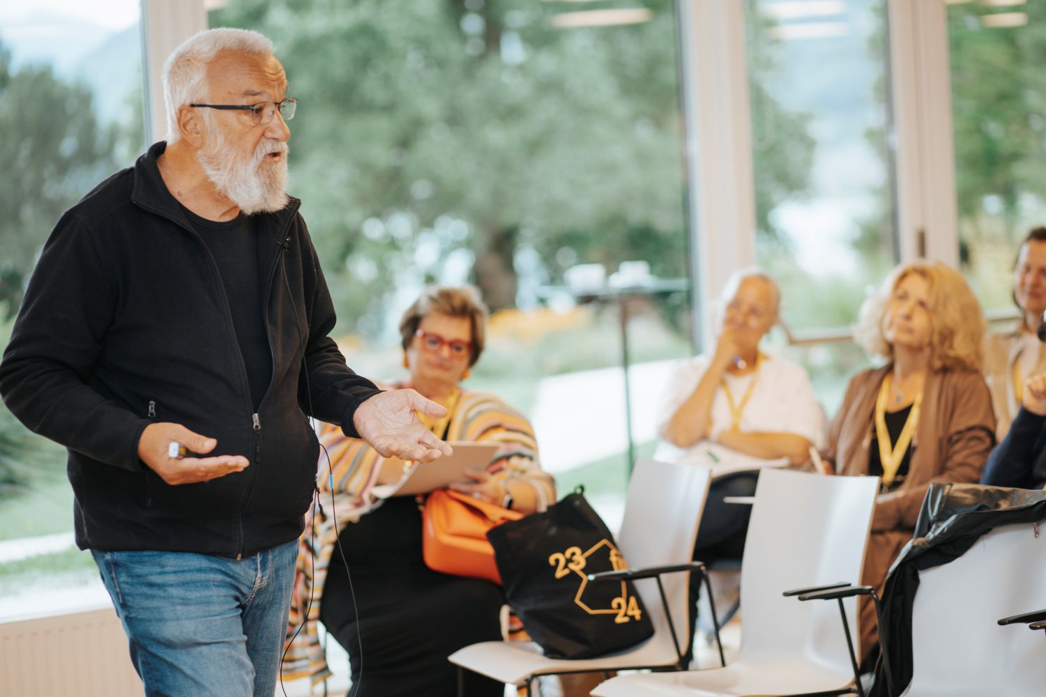 (c) Sandra Birklbauer